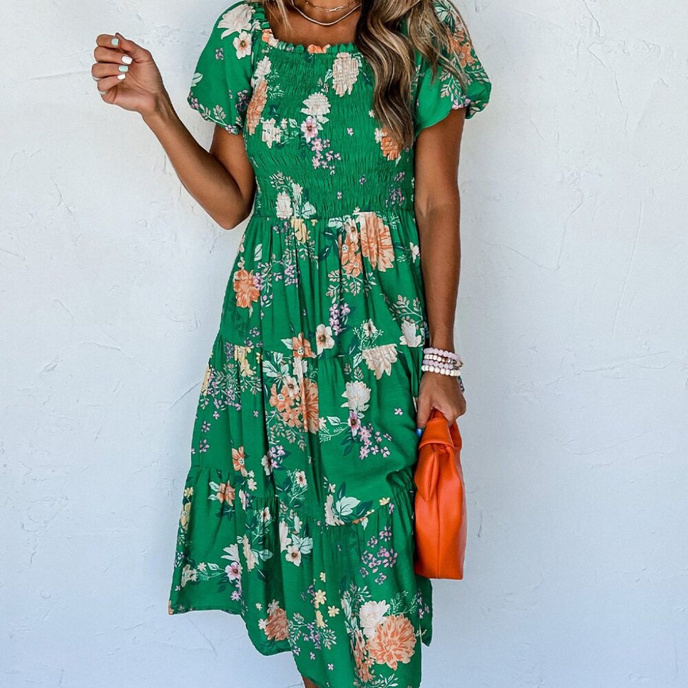 B257 Beautiful green floral midi - Picture 1 of 14